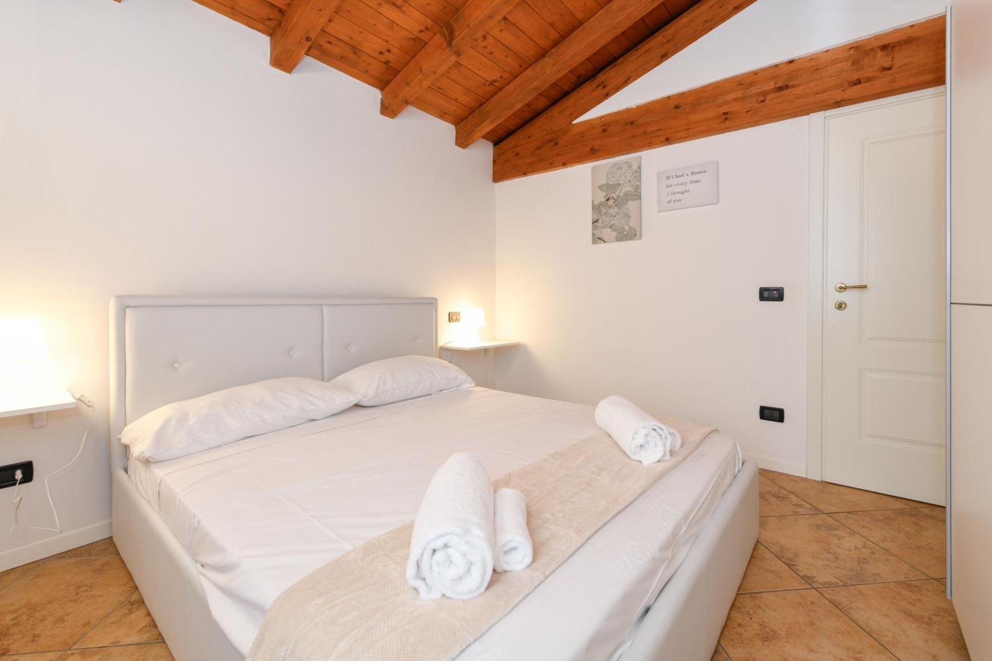 Wendy Apartment- Twobedroom & Pool & Parkprivatefree & Sports Десенцано дел Гарда Екстериор снимка