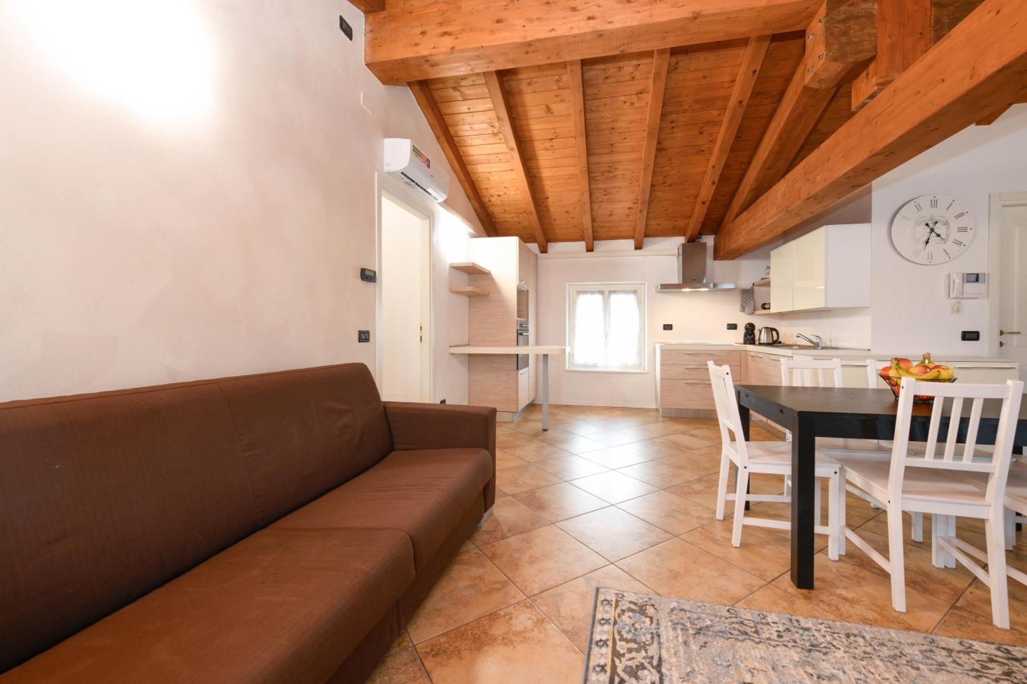 Wendy Apartment- Twobedroom & Pool & Parkprivatefree & Sports Десенцано дел Гарда Екстериор снимка