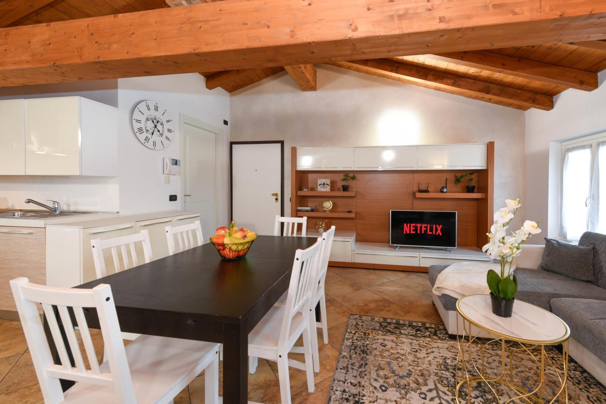 Wendy Apartment- Twobedroom & Pool & Parkprivatefree & Sports Десенцано дел Гарда Екстериор снимка